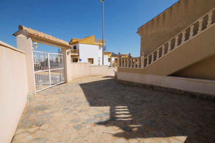 Image No.3-Villa de 4 chambres à vendre à Villamartin