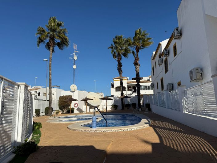 Image No.15-2 Bed Apartment for sale