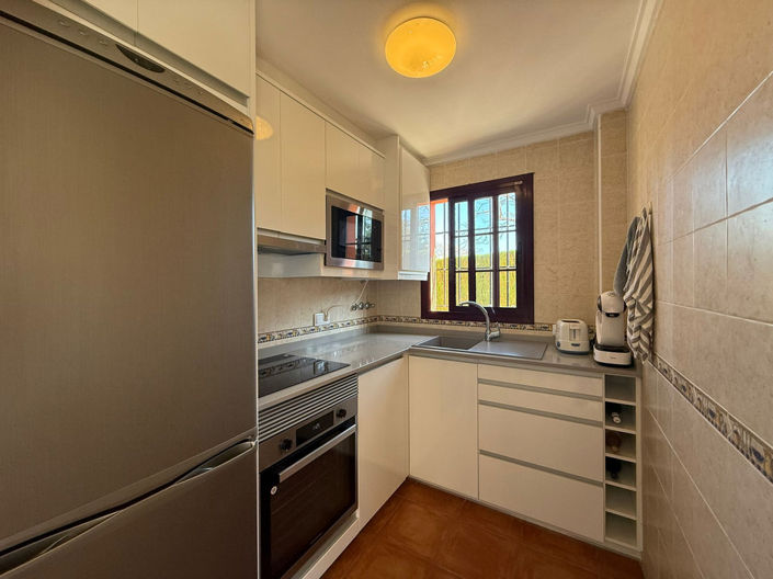Image No.11-3 Bed Apartment for sale