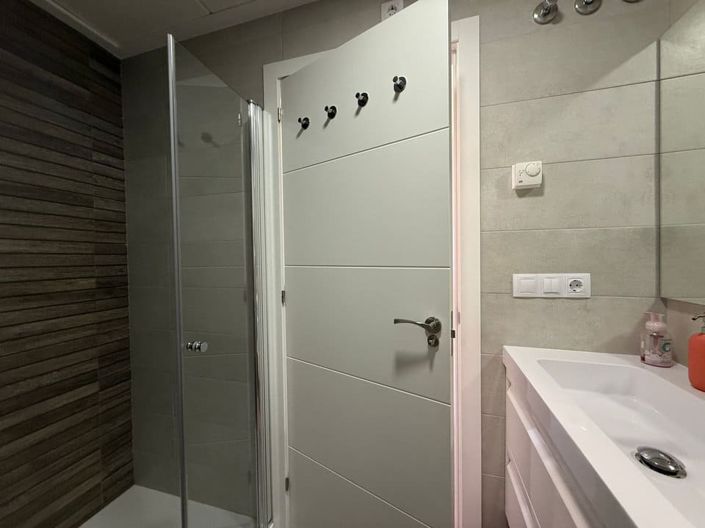 Image No.17-2 Bed Apartment for sale