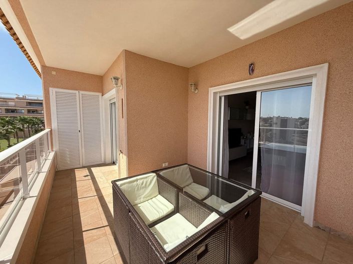 Image No.19-2 Bed Apartment for sale