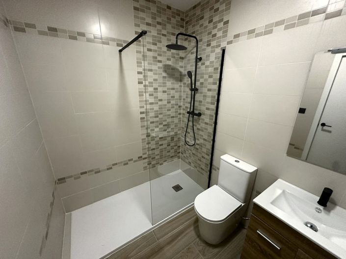 Image No.12-2 Bed Apartment for sale