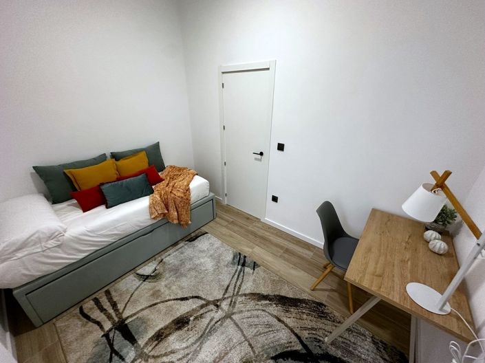 Image No.13-2 Bed Apartment for sale