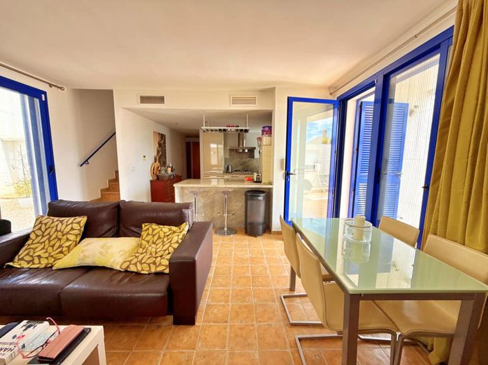 Image No.10-3 Bed Villa for sale