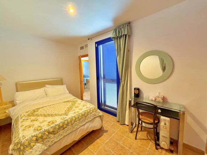 Image No.20-3 Bed Villa for sale