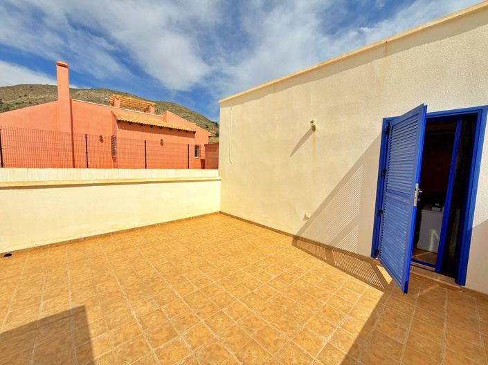 Image No.27-3 Bed Villa for sale