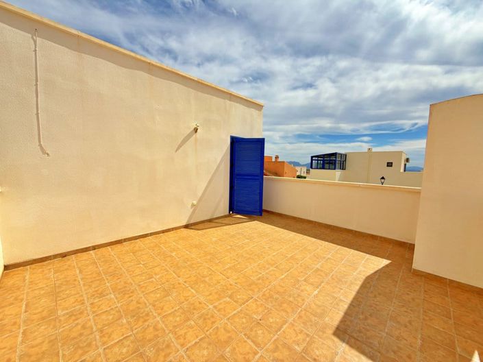 Image No.28-3 Bed Villa for sale