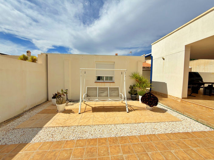 Image No.29-3 Bed Villa for sale