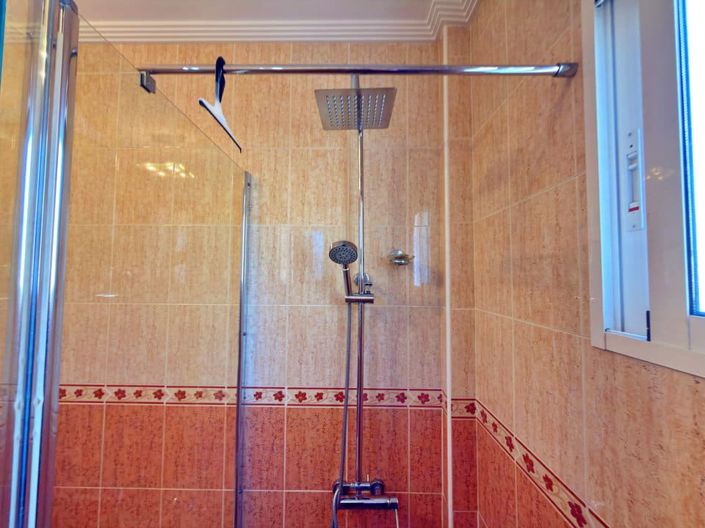 Image No.17-3 Bed Townhouse for sale