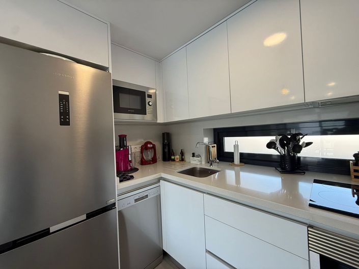 Image No.12-2 Bed Apartment for sale