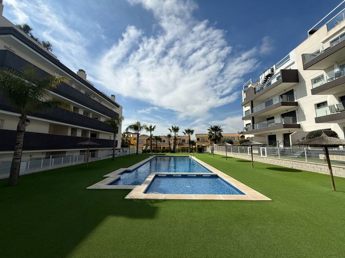 Image No.3-2 Bed Apartment for sale