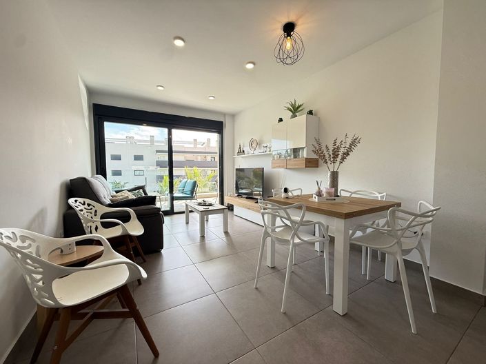 Image No.7-2 Bed Apartment for sale