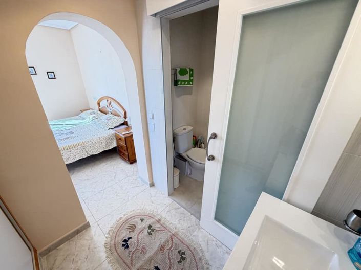 Image No.18-3 Bed Villa for sale