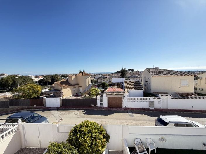 Image No.24-3 Bed Villa for sale