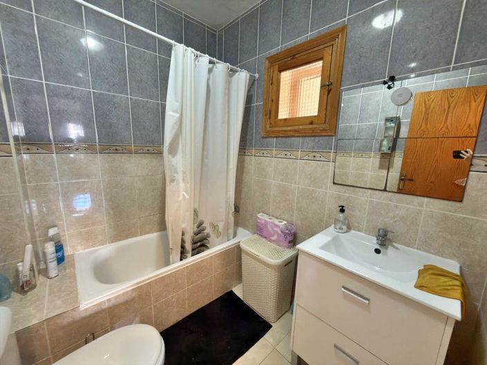 Image No.13-2 Bed Apartment for sale