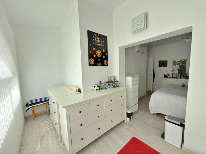 Image No.21-3 Bed Townhouse for sale