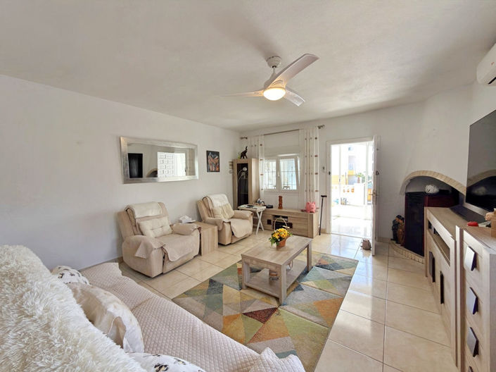 Image No.6-3 Bed Townhouse for sale