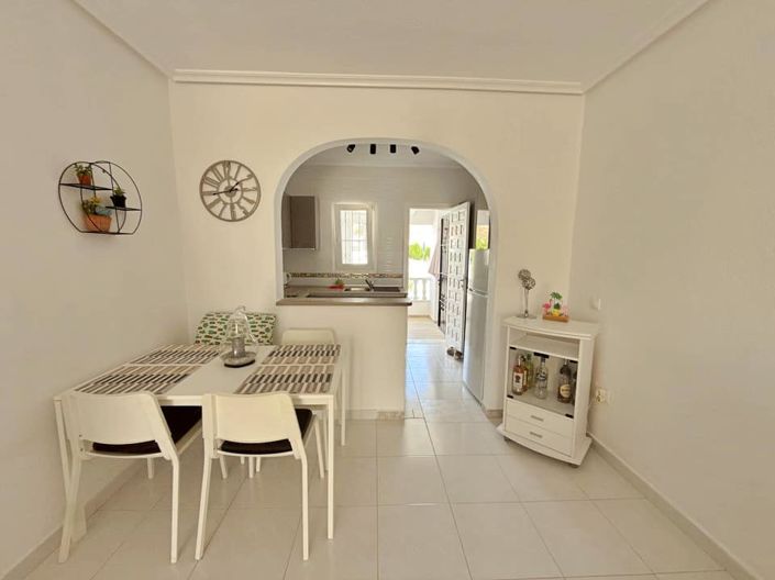 Image No.10-Appartement de 2 chambres à vendre à Villamartin