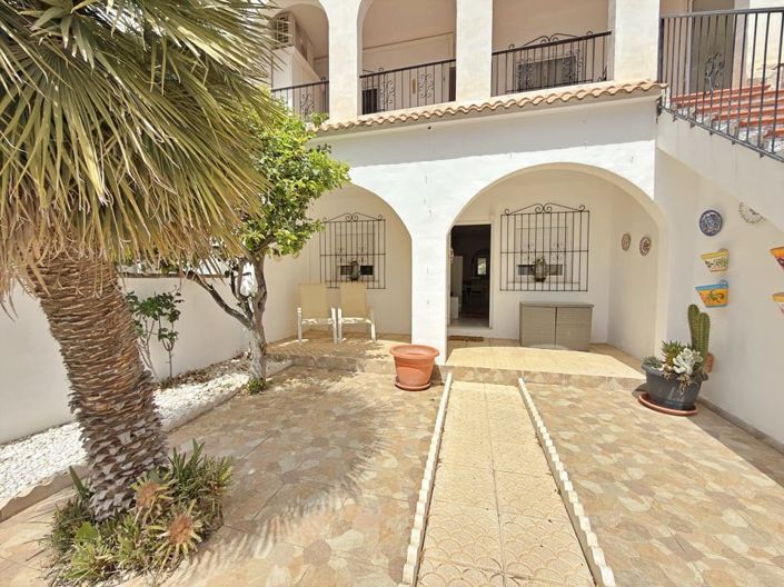 Image No.3-Appartement de 2 chambres à vendre à Villamartin