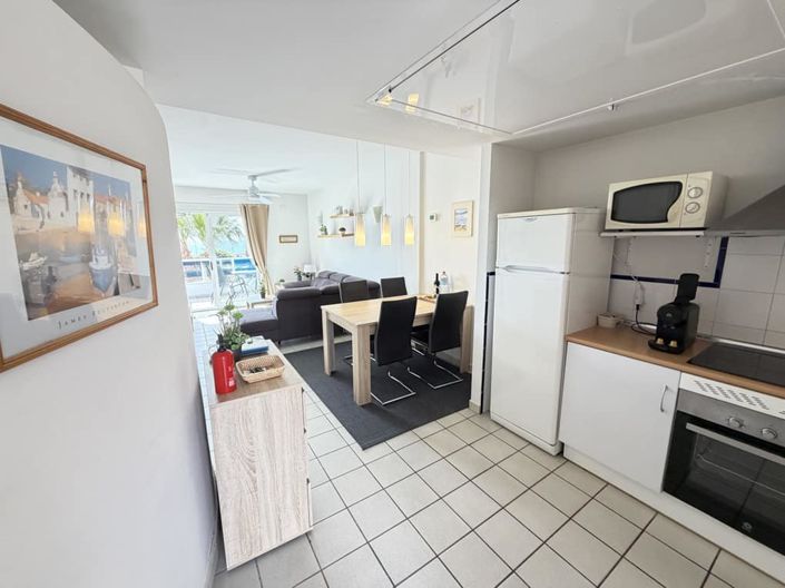 Image No.11-2 Bed Apartment for sale