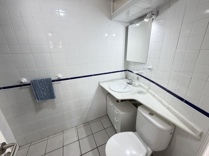 Image No.22-2 Bed Apartment for sale