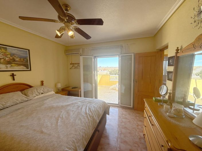 Image No.18-3 Bed Villa for sale