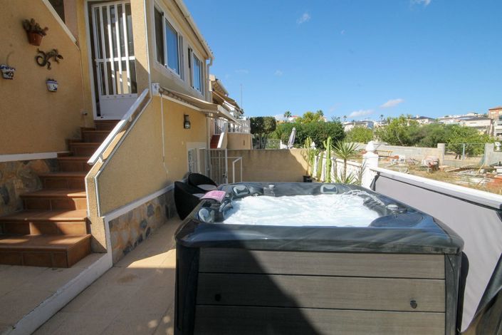 Image No.2-Villa de 2 chambres à vendre à Villamartin