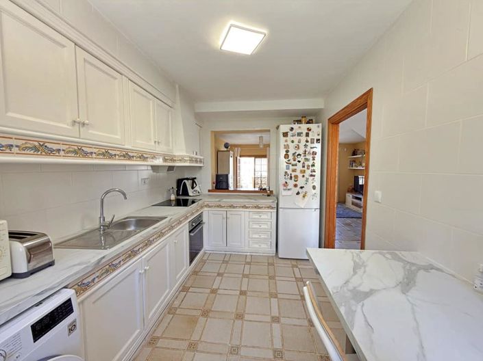 Image No.10-3 Bed Townhouse for sale