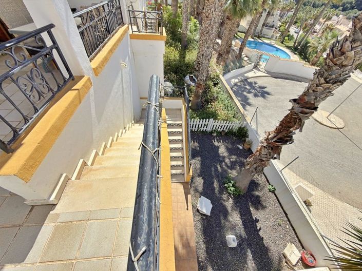 Image No.19-3 Bed Townhouse for sale