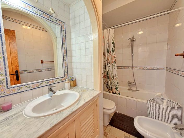 Image No.32-3 Bed Townhouse for sale