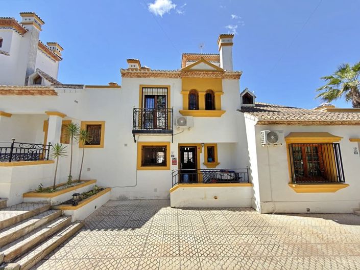 Image No.5-3 Bed Townhouse for sale