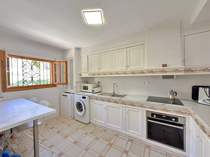 Image No.9-3 Bed Townhouse for sale