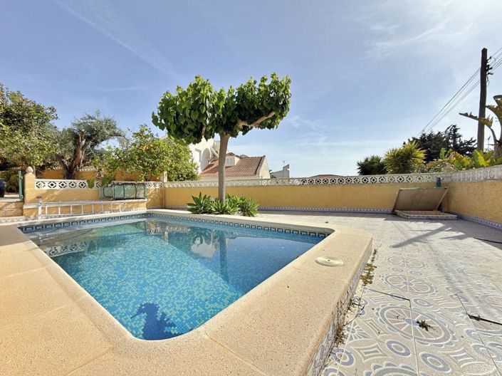 Image No.5-3 Bed Villa for sale