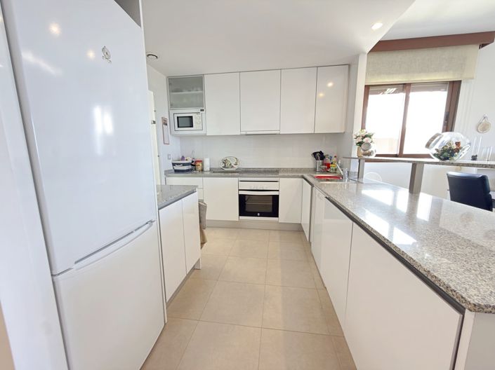 Image No.18-3 Bed Apartment for sale