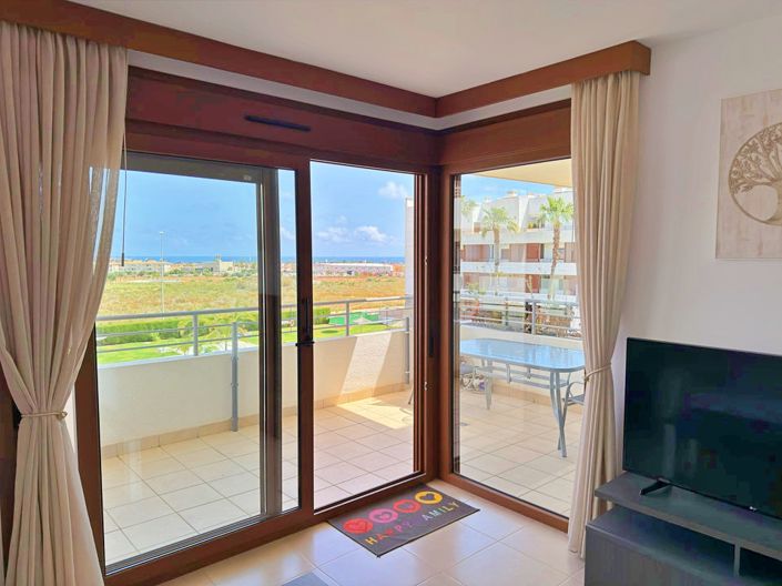 Image No.24-3 Bed Apartment for sale