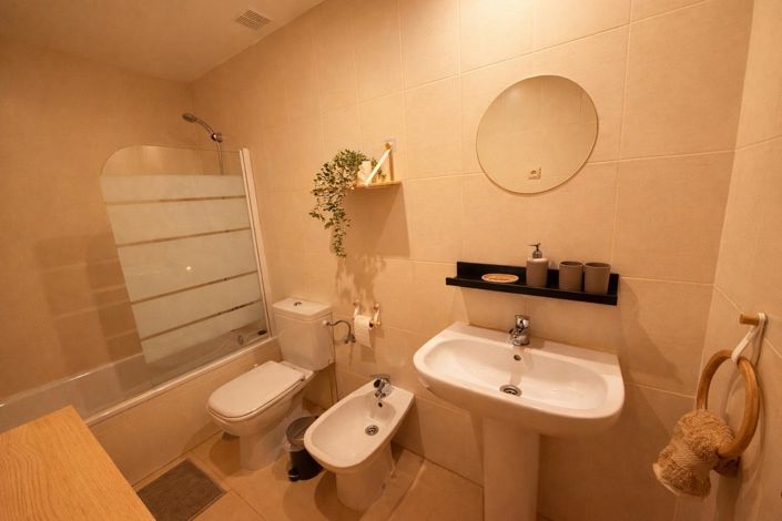 Image No.8-2 Bed Apartment for sale