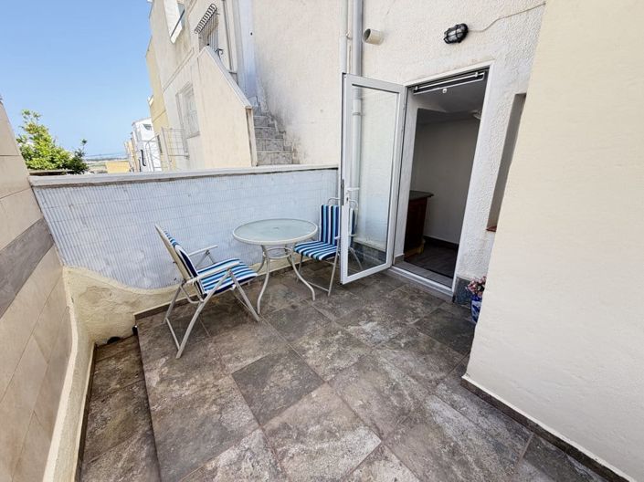 Image No.14-2 Bed Townhouse for sale