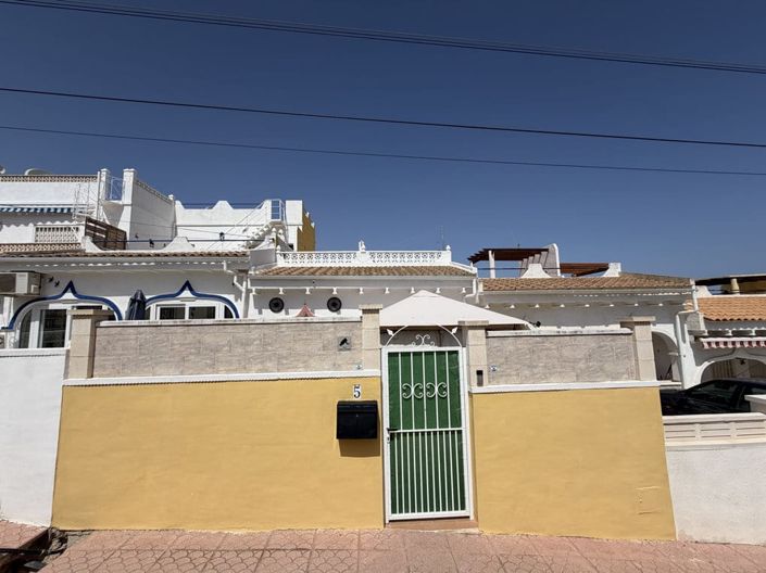 Image No.30-2 Bed Townhouse for sale