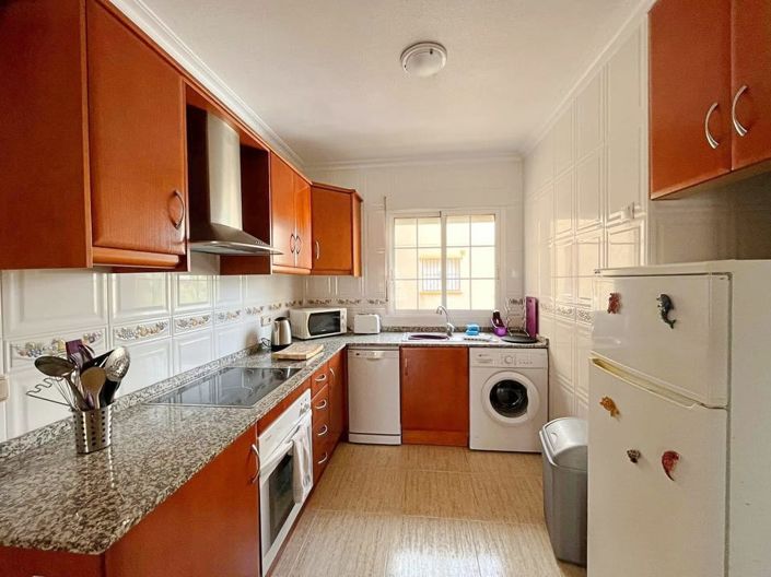 Image No.9-2 Bed Apartment for sale