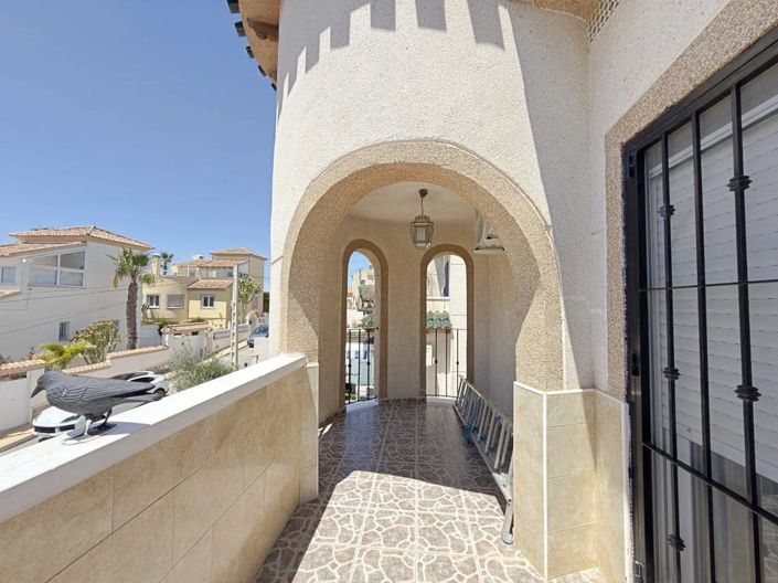 Image No.24-5 Bed Villa for sale