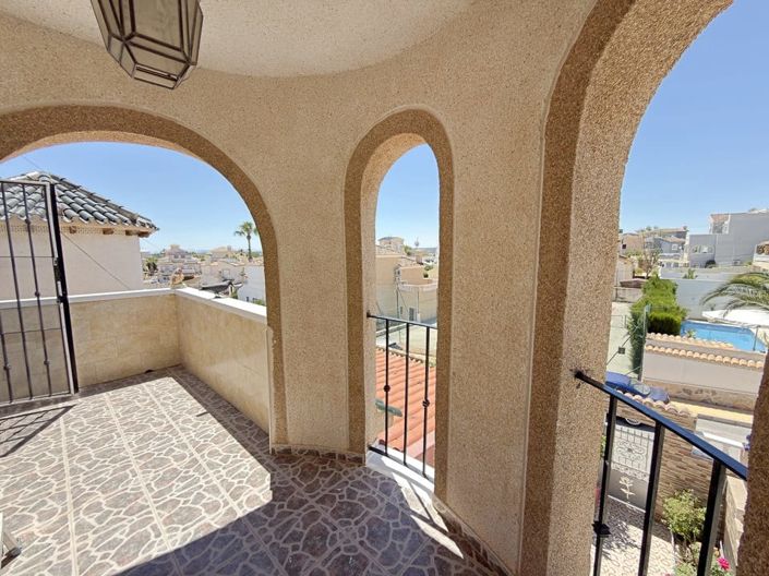 Image No.25-5 Bed Villa for sale