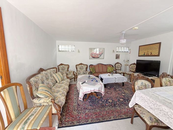 Image No.29-5 Bed Villa for sale