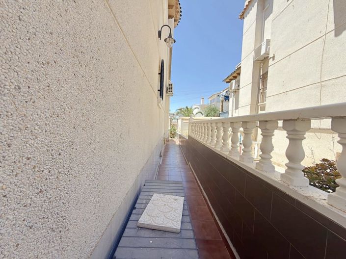Image No.9-5 Bed Villa for sale