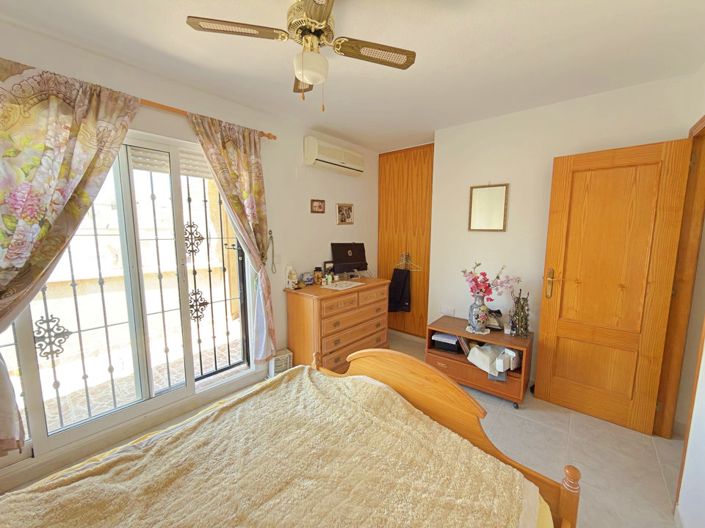 Image No.14-3 Bed Villa for sale