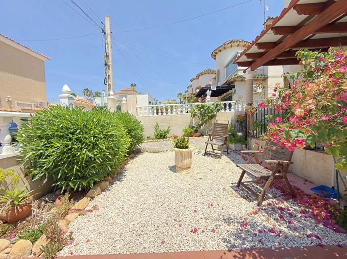 Image No.5-3 Bed Villa for sale