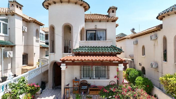 Image No.7-3 Bed Villa for sale