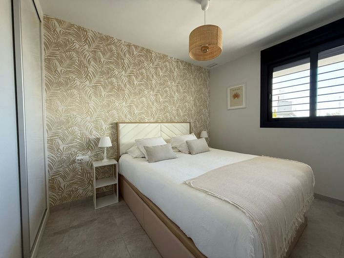 Image No.11-2 Bed Apartment for sale