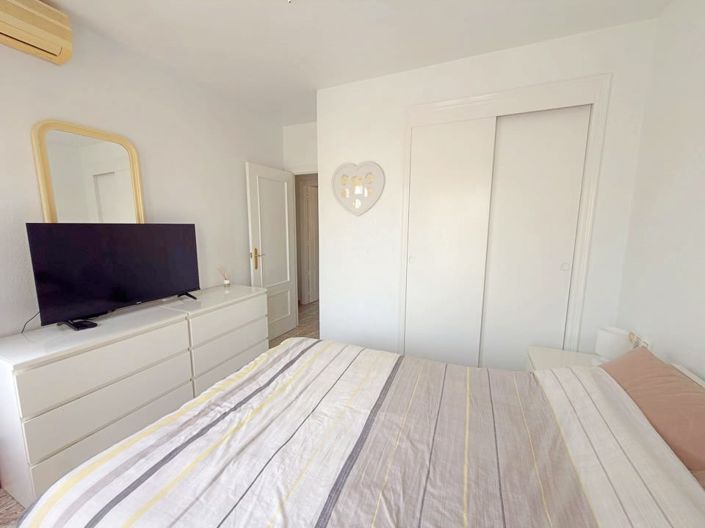 Image No.29-2 Bed Townhouse for sale