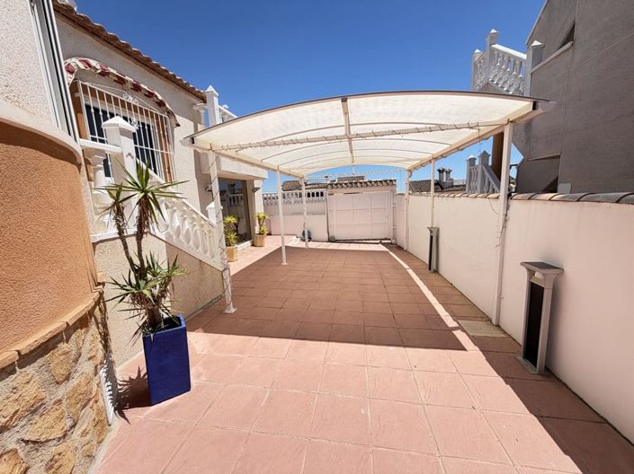Image No.28-4 Bed Villa for sale