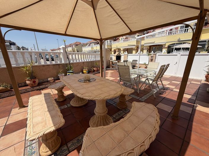 Image No.3-2 Bed Townhouse for sale